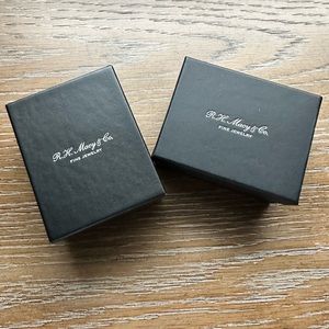 Gold and pearl jewelry set